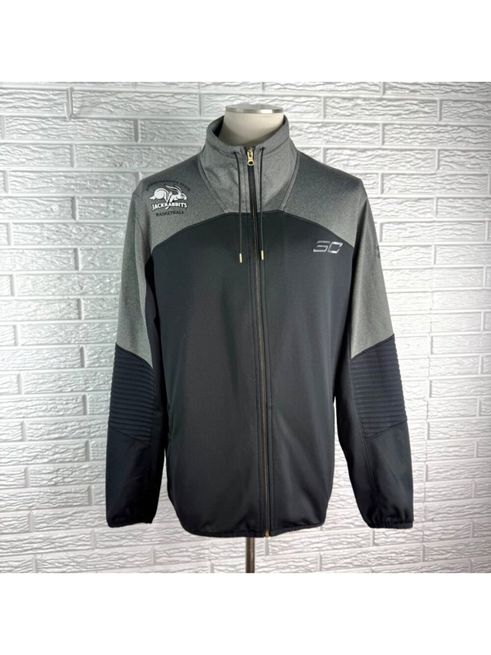 Under Armour SC South Dakota State Jackrabbits Basketball Track Jacket Sz Large
